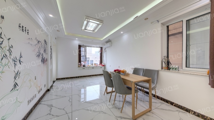 泛悦城市广场二手房实景图