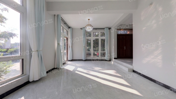 绿地国际山庄二手房实景图