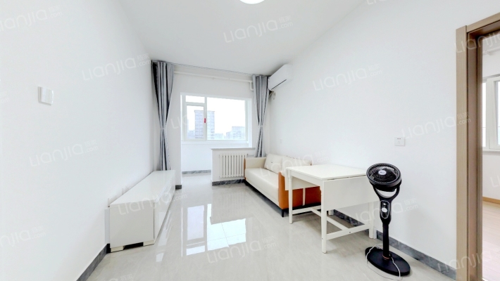 望京路4号院二手房实景图