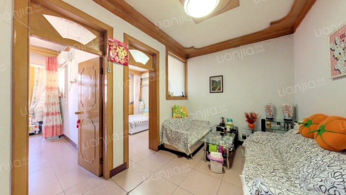 印刷厂五号院二手房实景图