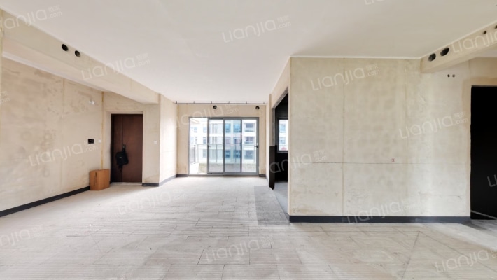 科学城置业龙湖凤栖湖畔二手房实景图