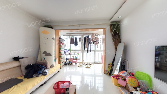 嘉逸名庭二手房实景图