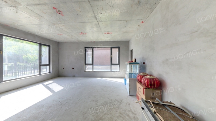 泉园别墅二手房实景图