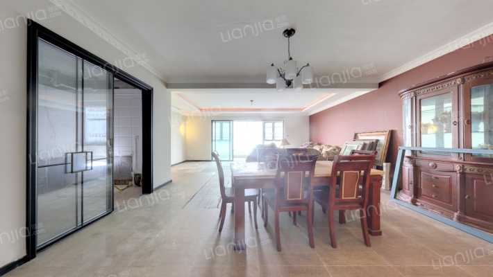 凯撒豪庭二手房实景图