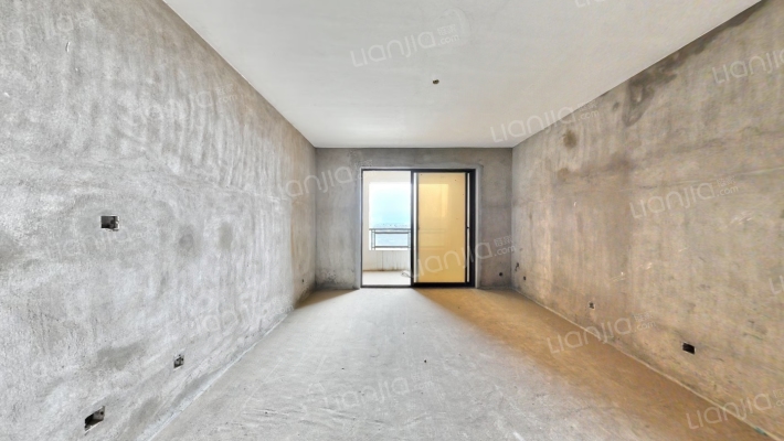 顺华乌龙江大区B区二手房实景图