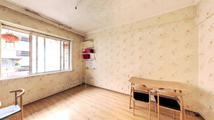 深发商住楼二手房实景图