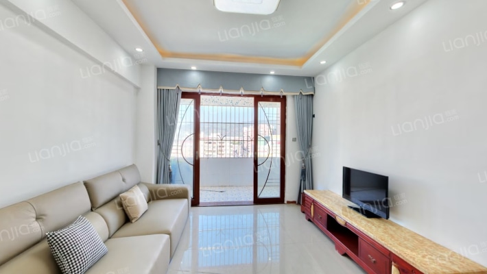 龙城花园二手房实景图