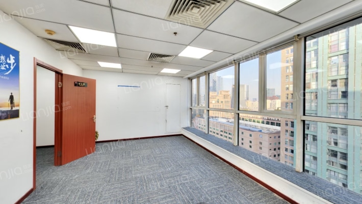 万达广场公寓西区二手房实景图