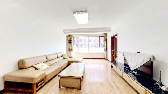 西山湖畔三期二手房实景图