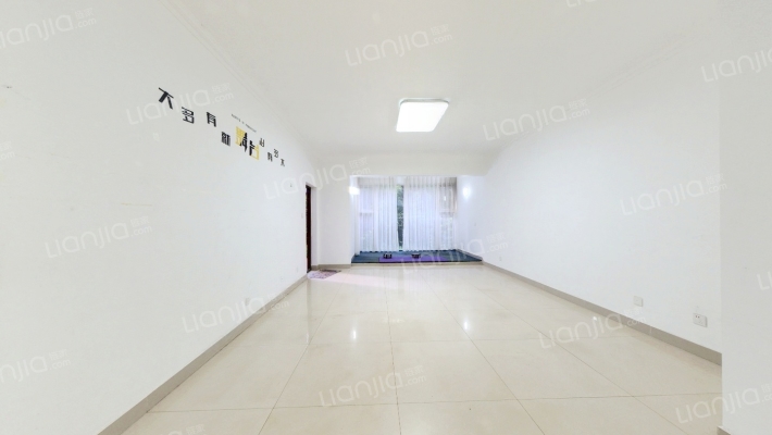 临江雅苑二手房实景图