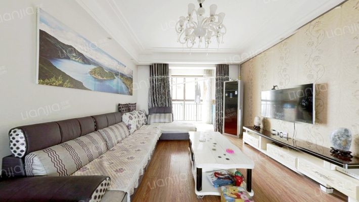 摩卡小镇二手房实景图