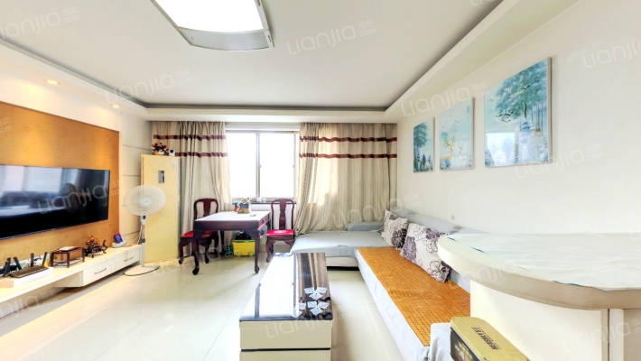 蓝湾小区二手房实景图