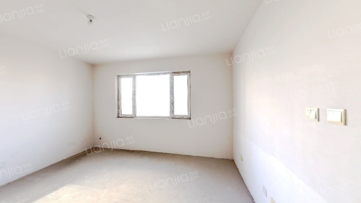 馨春龙城苑D区二手房实景图