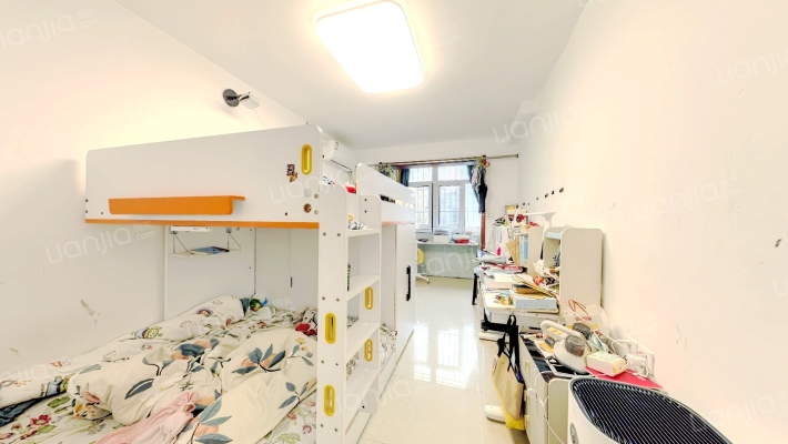 健美里二手房实景图