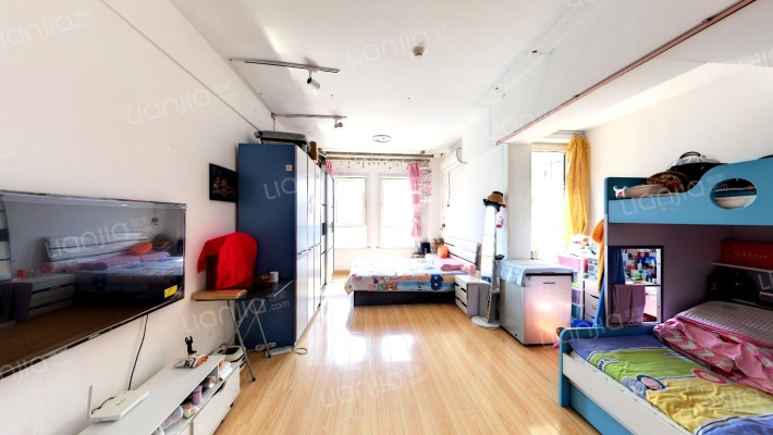 富林国际爱情公寓二手房实景图