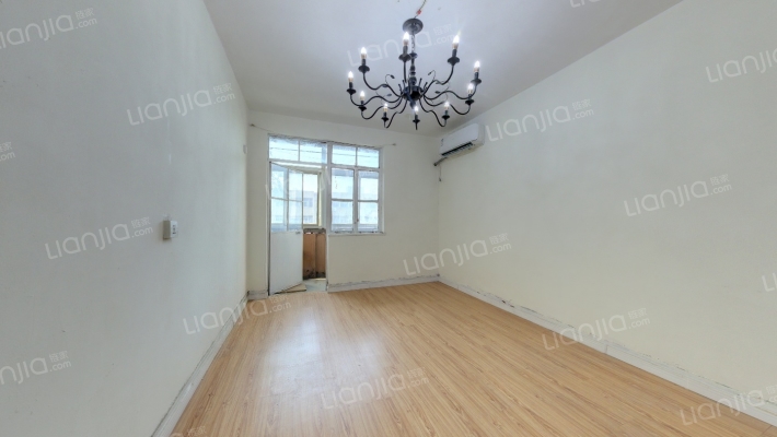 生产资料服务公司家属院二手房实景图