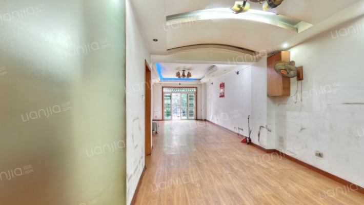 集贤公寓北苑二手房实景图