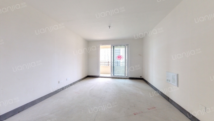 东部美的城二期二手房实景图