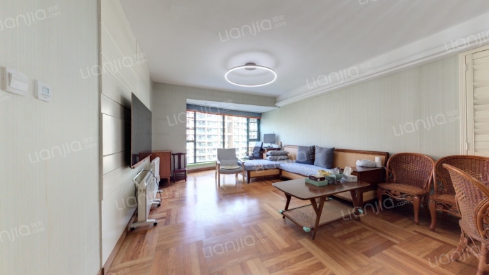 世贸丽晶城二手房实景图