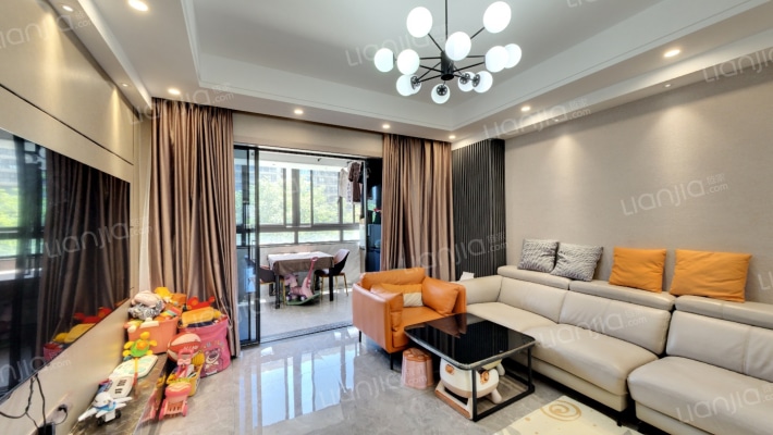 绿城明园明理苑二手房实景图