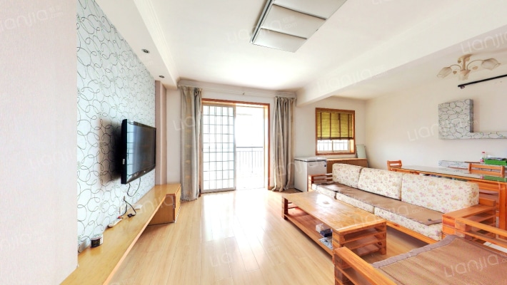 世纪花园二手房实景图