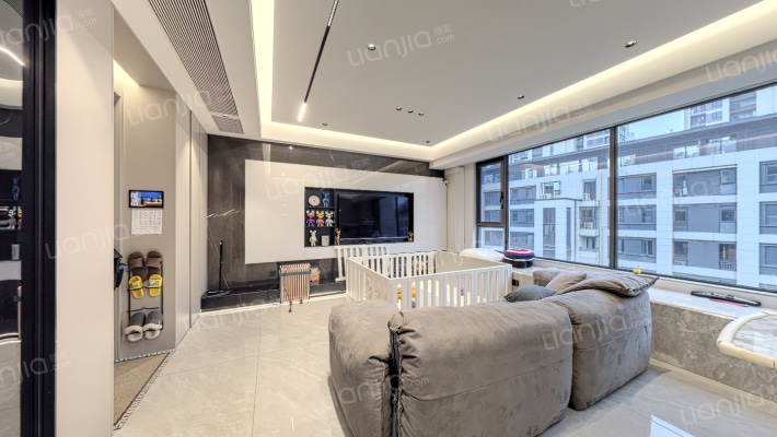 阳光城保亿翡丽云邸二手房实景图