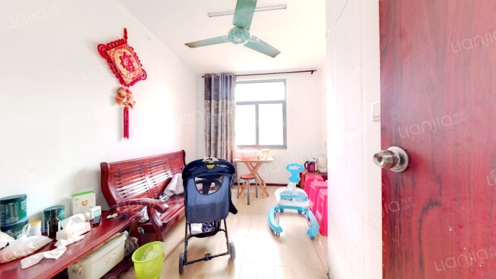 鸿翔巷二手房实景图