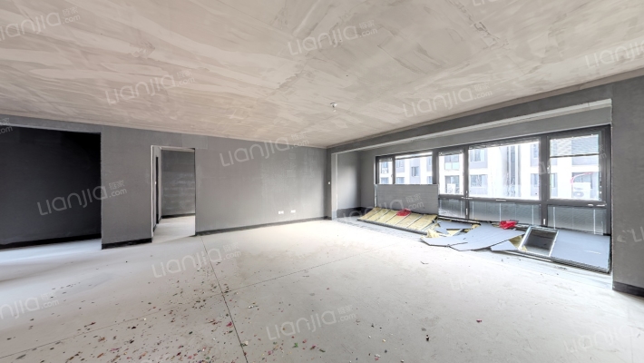 新城云樾春秋二手房实景图