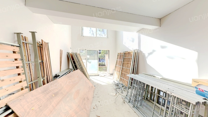 融创·瑷颐湾C区二手房实景图