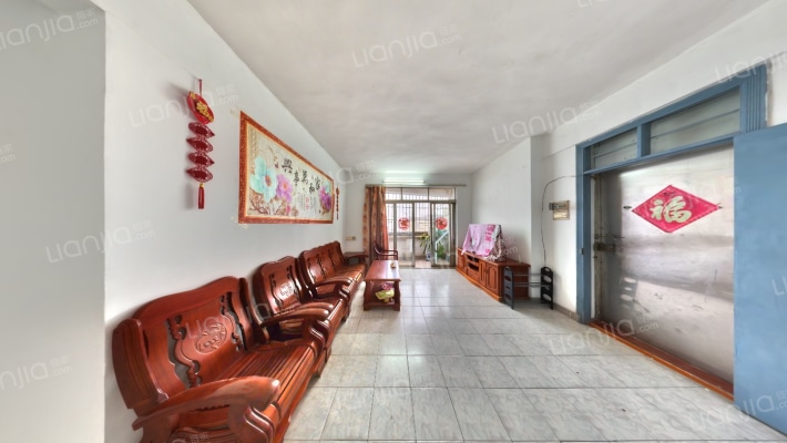 文西街二手房实景图