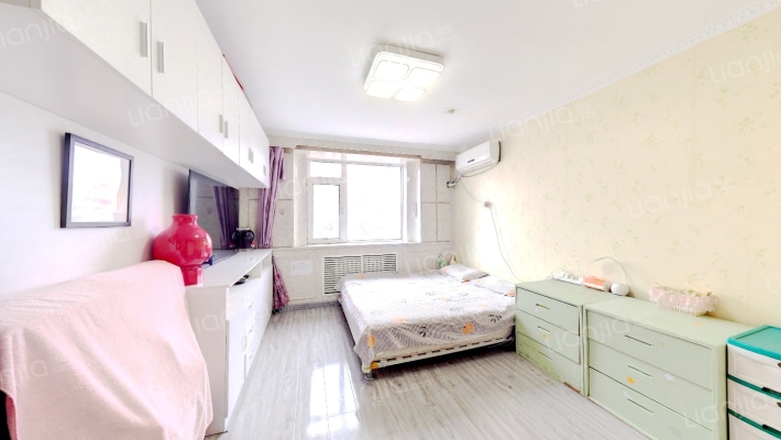 春德街二手房实景图