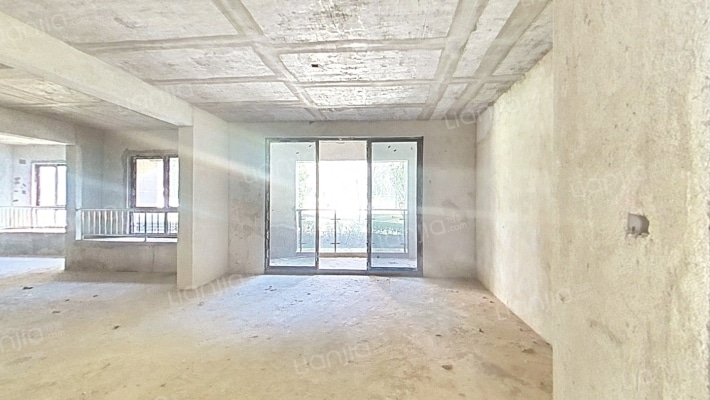 融冠恋城二手房实景图