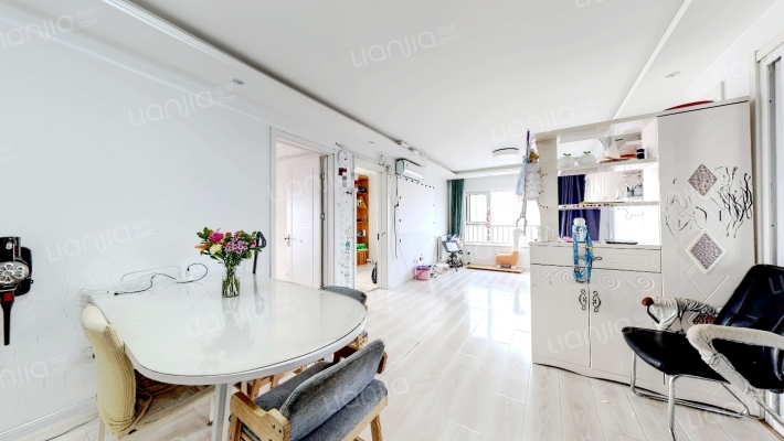 瑞纳紫轩二手房实景图