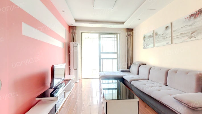 蓝天绿园二手房实景图