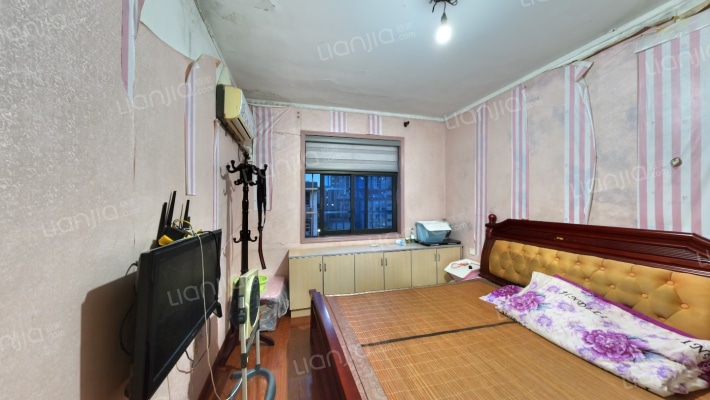 航南公寓二手房实景图