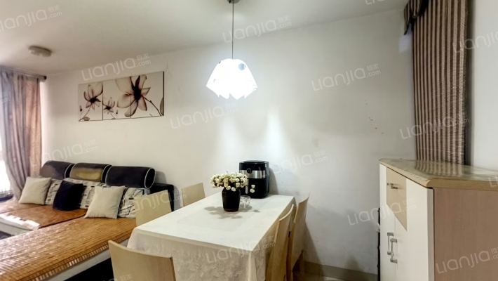 钢城大道中段7号二手房实景图