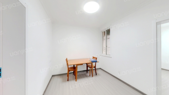 新艺苑二手房实景图