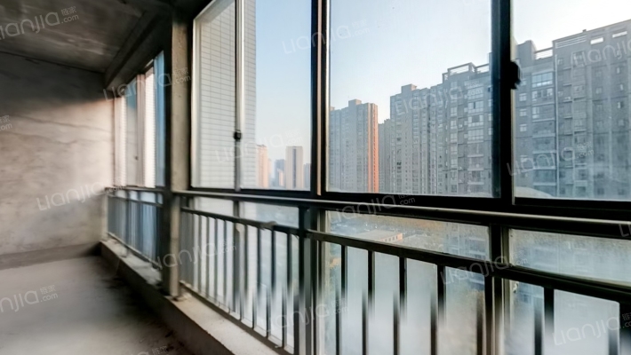 中建馨和园二手房实景图