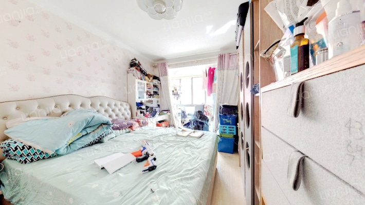 虹园六村二手房实景图