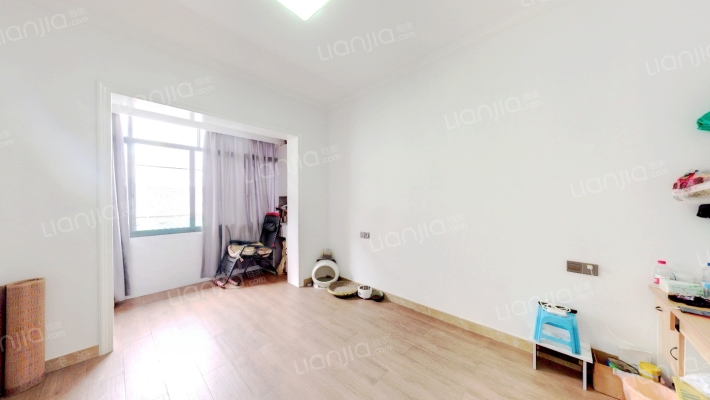 东大池前住宅小区二手房实景图