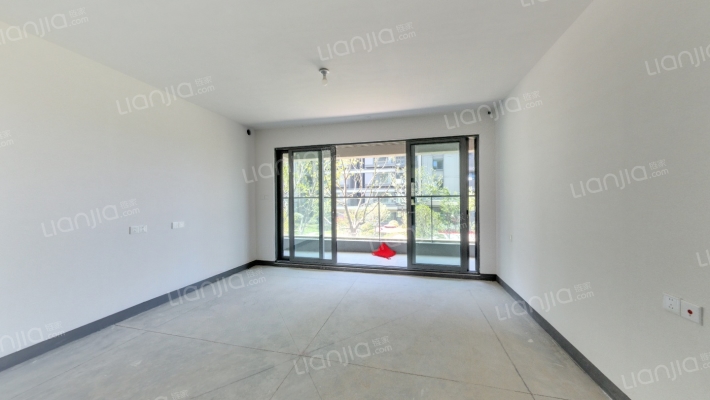 建发云湖上二手房实景图