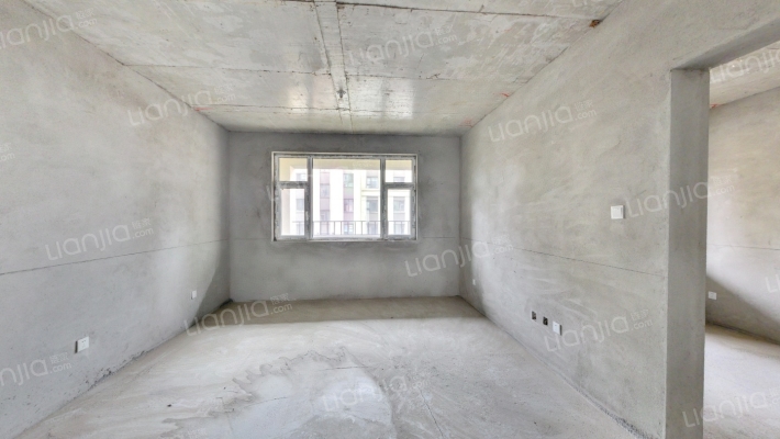 金岸一家二手房实景图