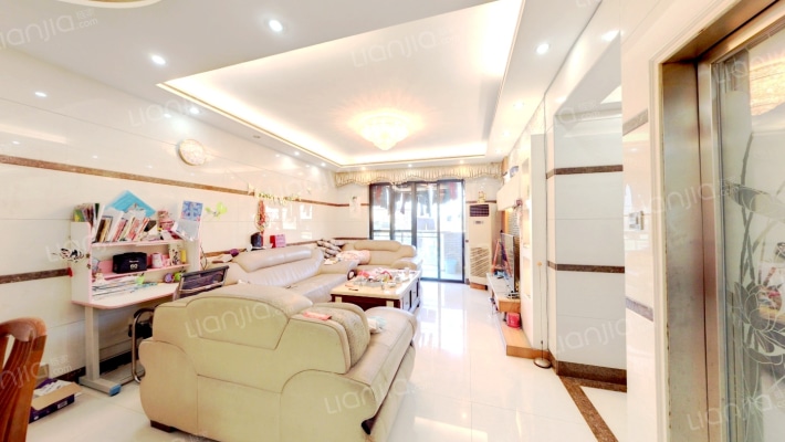 塘厦东郡二手房实景图