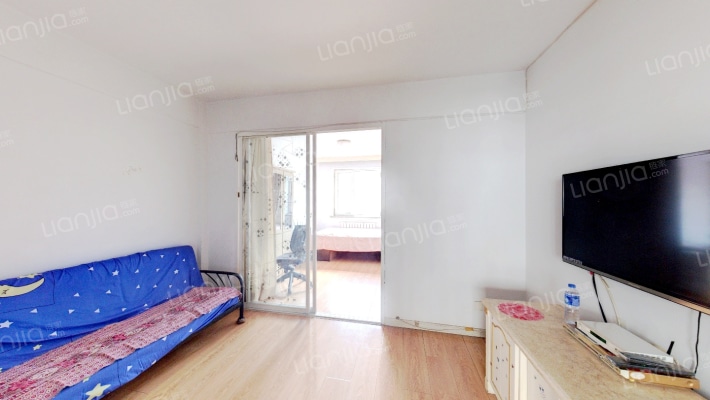 世纪路东段二手房实景图