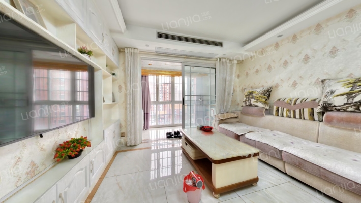 朗地英郡东区二手房实景图