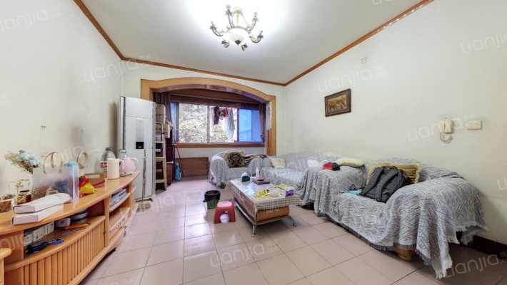 六菱小区二手房实景图