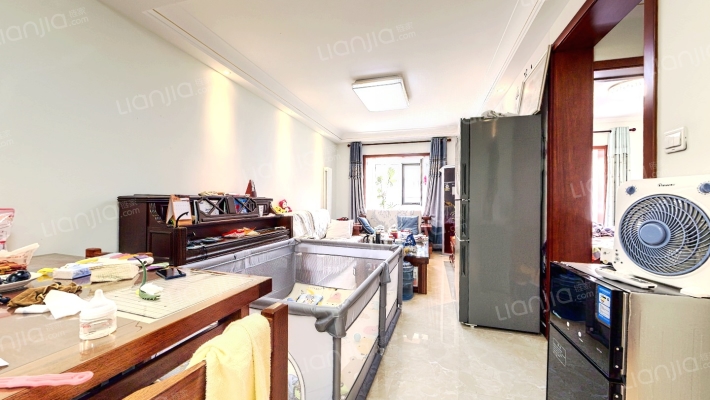 蓝光海悦城二手房实景图