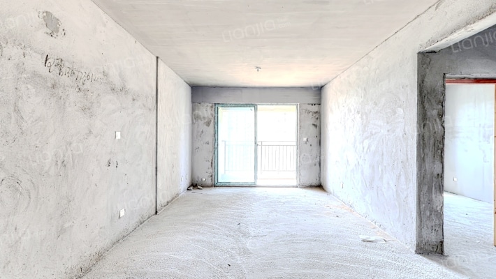 绿色金典二手房实景图