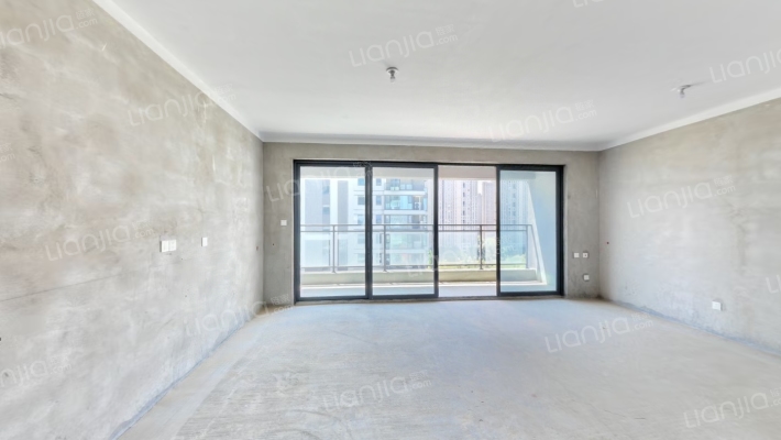 亚新橄榄公馆建设二手房实景图