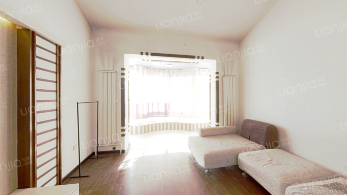 南风雅园一期二手房实景图